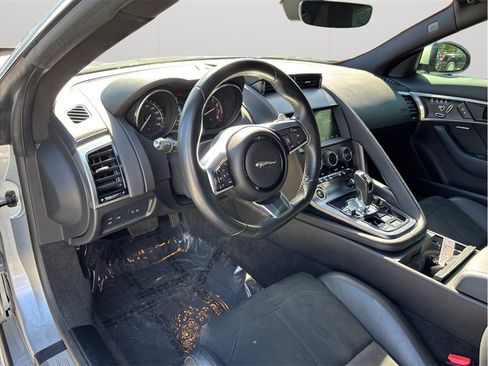 Used 2020 Jaguar F-TYPE Coupe image 6