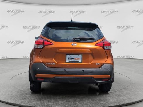 Used 2020 Nissan Kicks SR w/ SR Premium Package FWD image 6