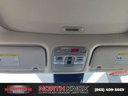 Used 2023 Kia Telluride S w/ S Sunroof Package AWD/4WD image 11