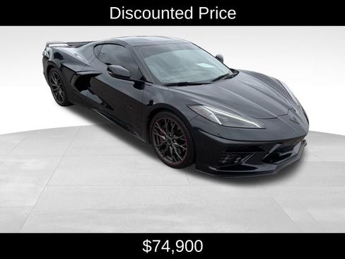 Used 2023 Chevrolet Corvette Stingray Premium Cpe w/ Z51 Performance Package RWD image 3