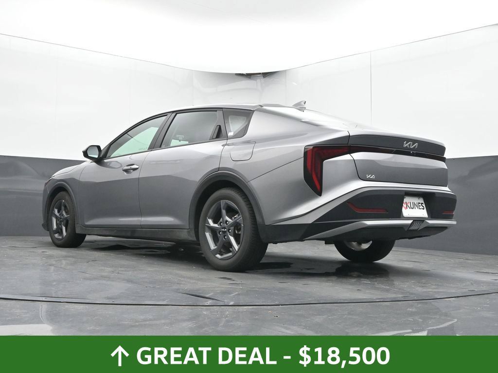 Used 2025 Kia K4 FWD image 43