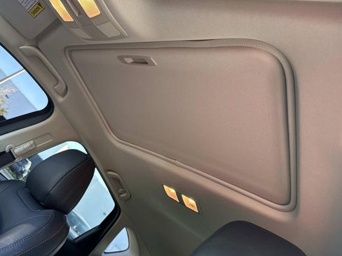 Used 2023 MAZDA CX-5 Carbon Edition image 45