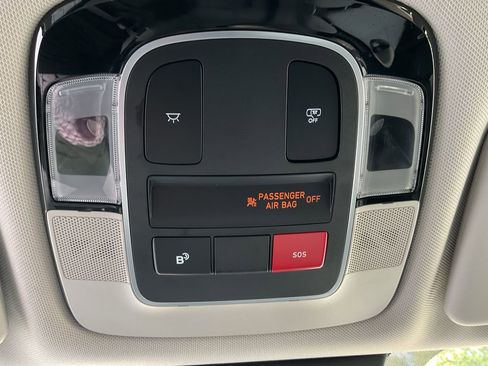 Used 2025 Hyundai Tucson SEL image 28