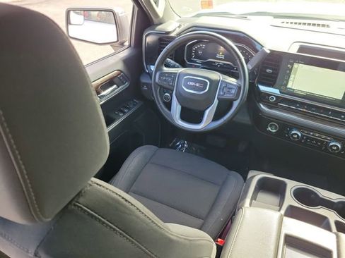 Used 2024 GMC Sierra 1500 SLE image 15