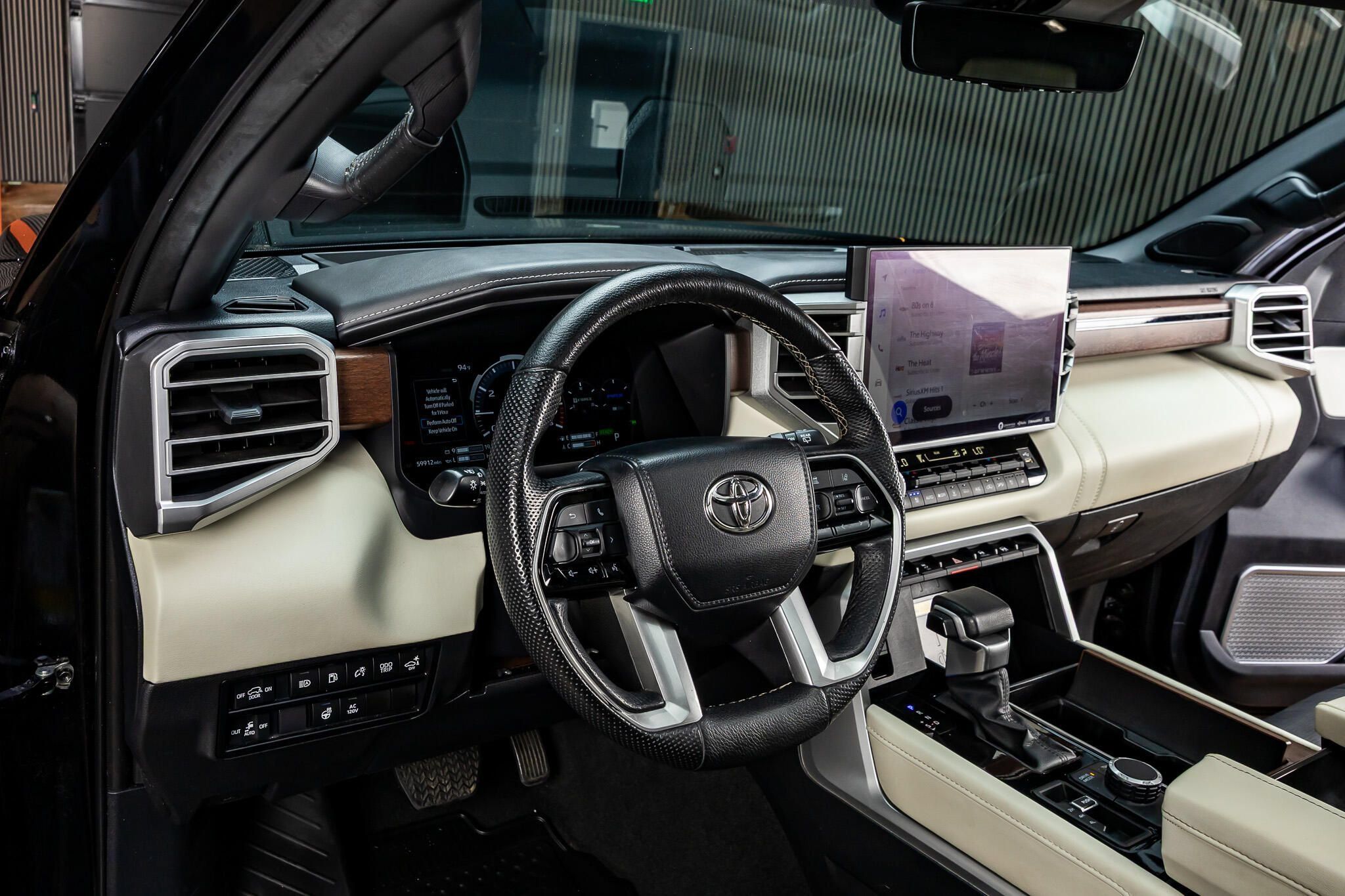 Used 2023 Toyota Sequoia Capstone AWD/4WD image 17