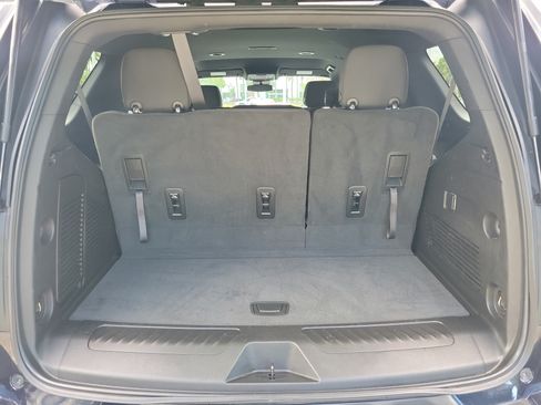Used 2023 Chevrolet Tahoe LS RWD image 12