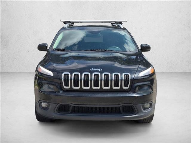 Used 2023 Jeep Compass Limited AWD/4WD image 2