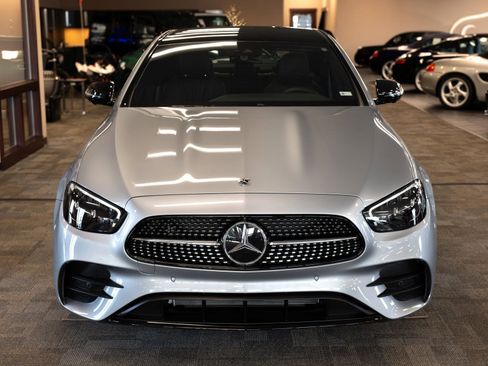 Used 2023 Mercedes-Benz E 350 Sedan image 4
