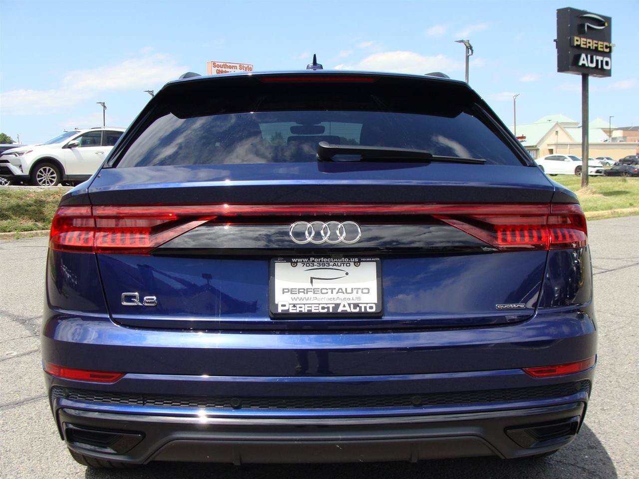 Used 2019 Audi Q8 Prestige AWD/4WD image 5