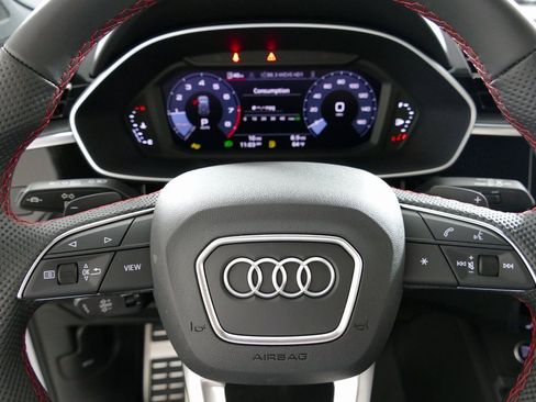 New 2025 Audi Q3 2.0T Premium Plus image 17