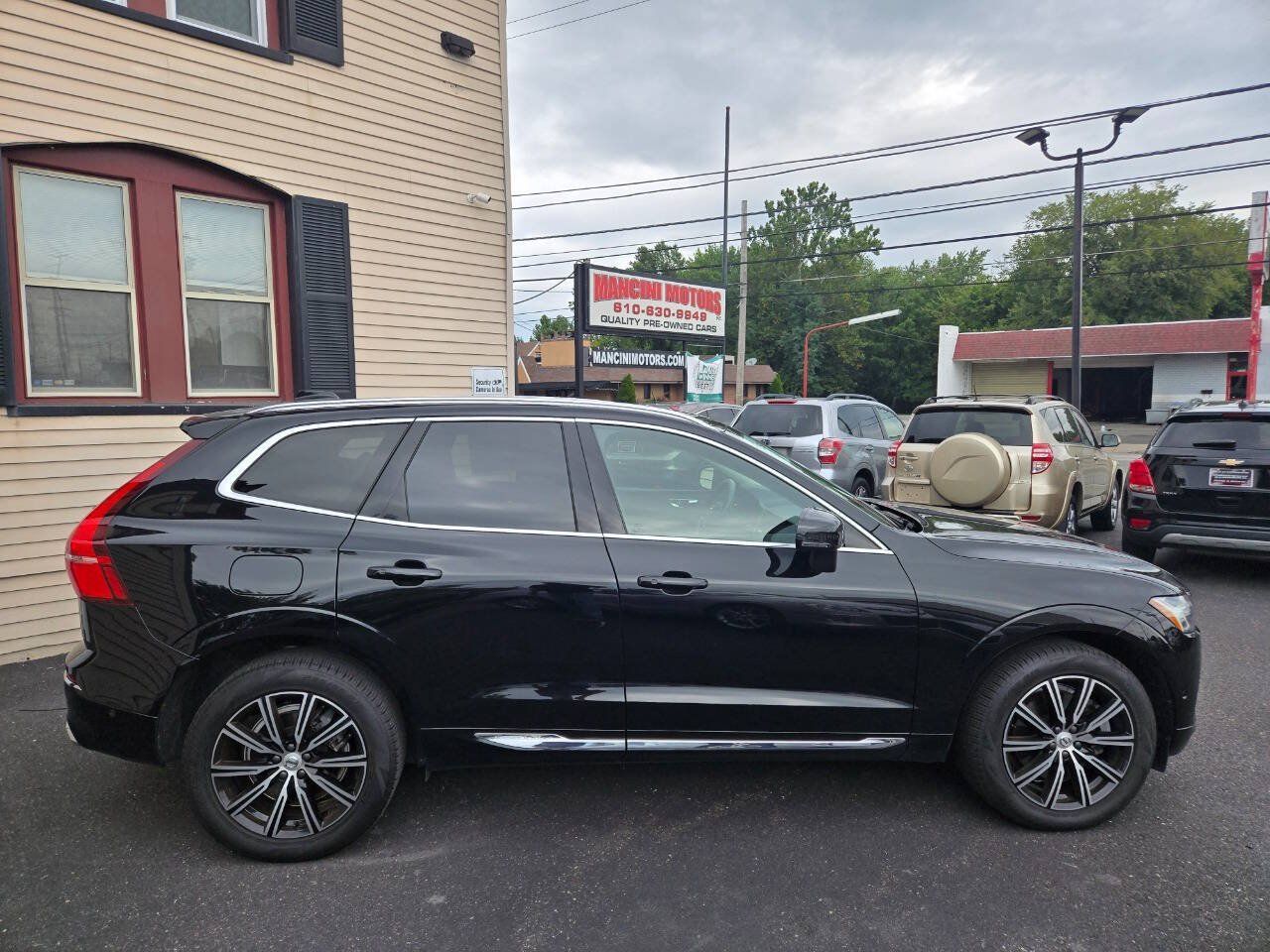 Used 2020 Volvo XC60 T6 Inscription w/ Protection Package AWD/4WD image 5