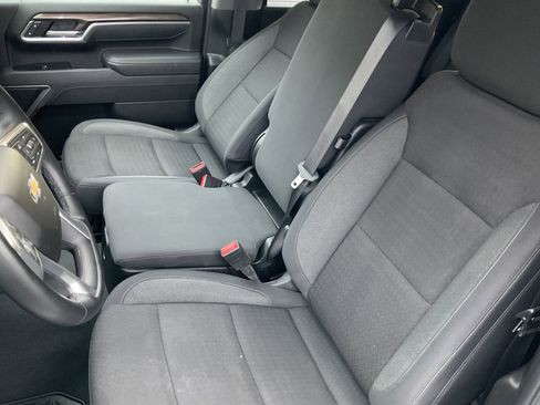 Used 2025 Chevrolet Silverado 3500 LT w/ Convenience Package image 32