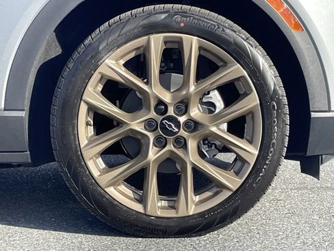 New 2026 Chevrolet Equinox EV LT w/ LPO, Tech Bronze Package image 10