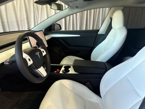 Used 2022 Tesla Model 3 Long Range AWD/4WD image 20