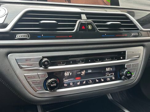 Used 2019 BMW 750i xDrive w/ Executive Package image 51