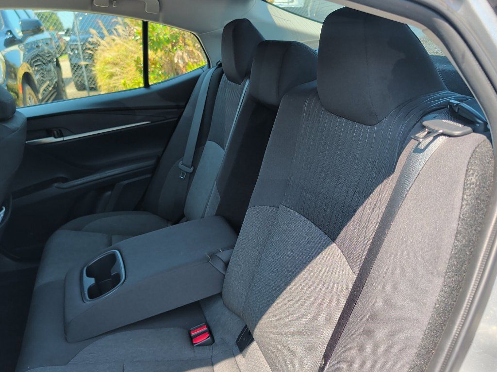 Used 2025 Toyota Camry LE FWD image 7