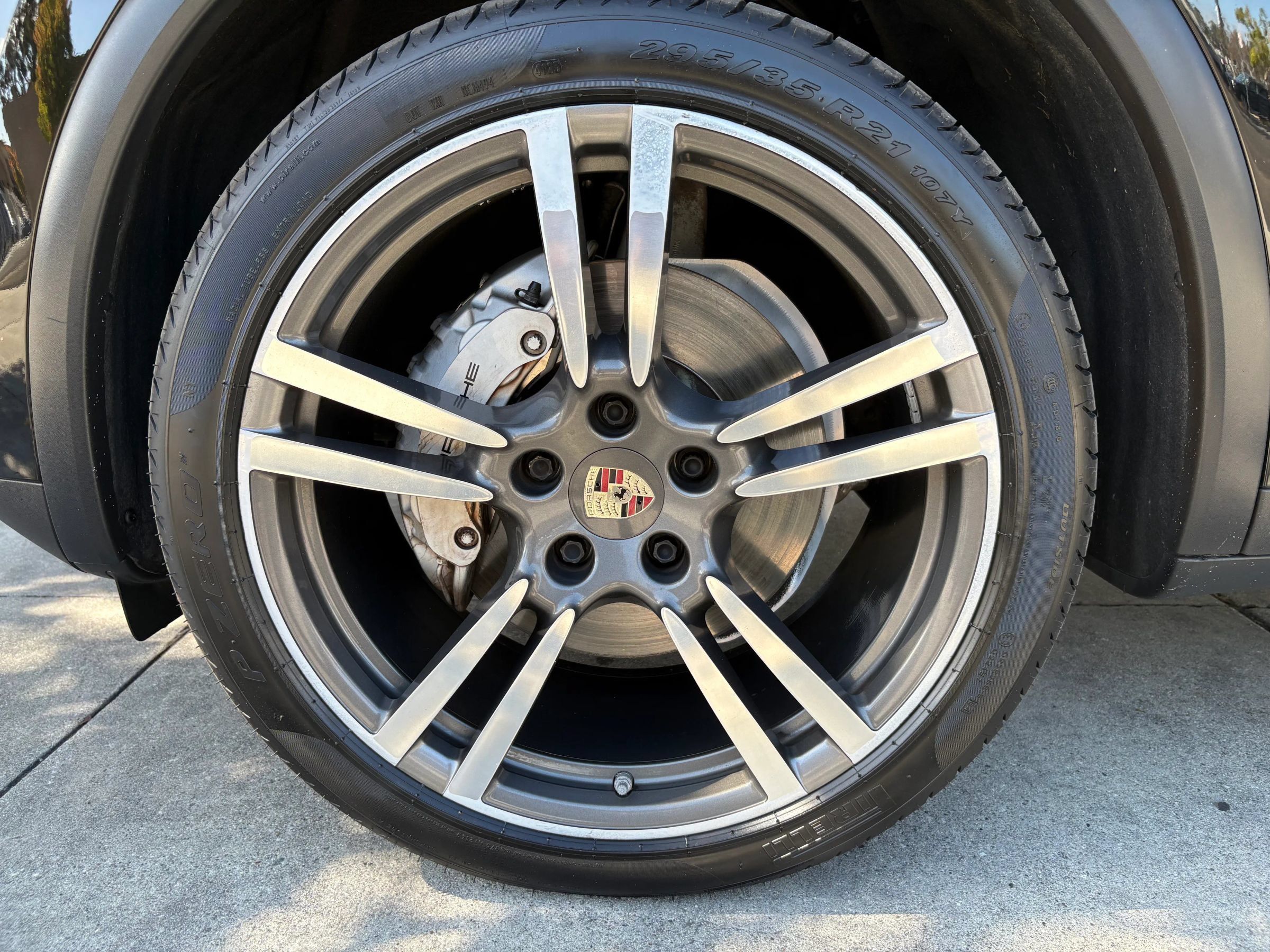 Used 2012 Porsche Cayenne S AWD/4WD image 32