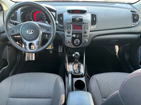Used 2011 Kia Forte SX image 27