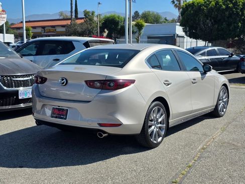 Used 2024 MAZDA MAZDA3 s FWD image 5