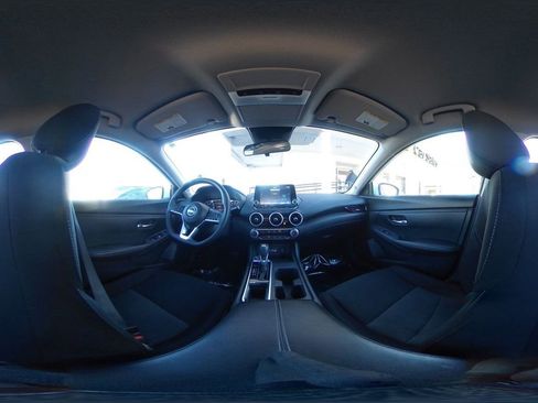 Used 2025 Nissan Sentra SV image 38