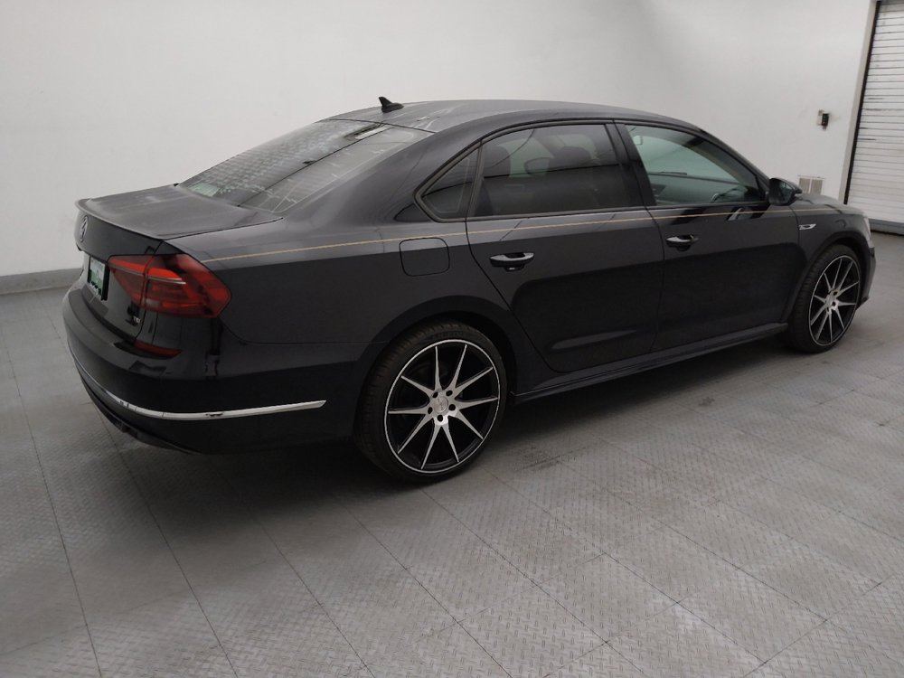 Used 2018 Volkswagen Passat 2.0T S FWD image 10