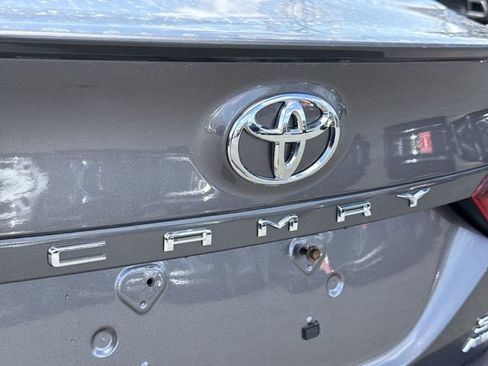 Used 2024 Toyota Camry SE image 28