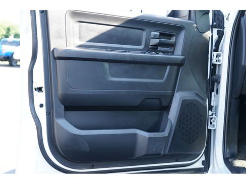 Used 2016 RAM 3500 Tradesman w/ Popular Equipment Group image 14