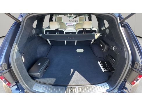 Used 2025 Genesis GV80 3.5T Prestige image 12