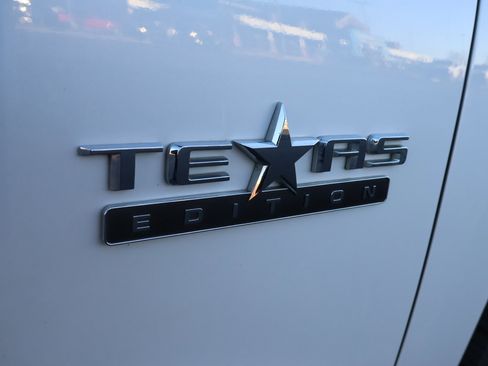 Used 2022 Chevrolet Silverado 1500 LTZ w/ Safety Package II image 28