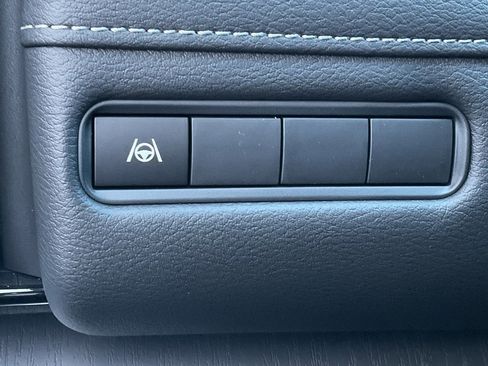 New 2026 Nissan Armada SV image 30