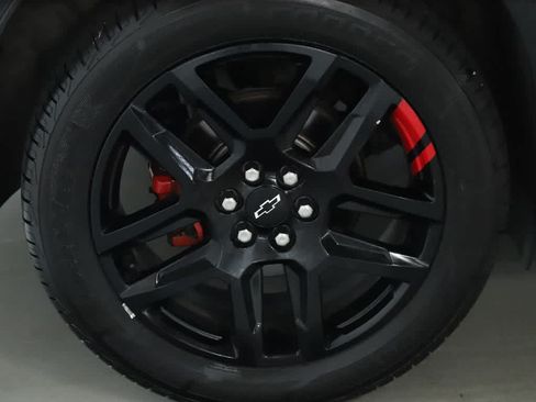 Used 2020 Chevrolet Blazer LT FWD image 12