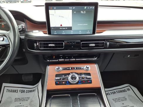 Used 2021 Lincoln Aviator Reserve w/ Equipment Group 208A image 13