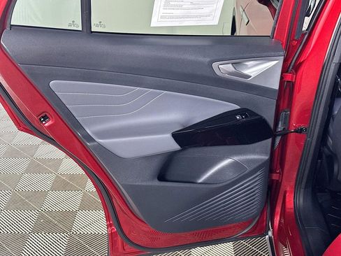 Used 2023 Volkswagen ID.4 S image 20