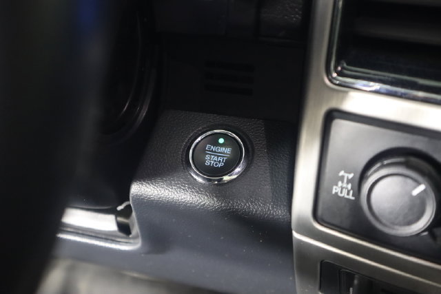 Used 2022 Ford F350 Platinum w/ Tremor Off-Road Package AWD/4WD image 47