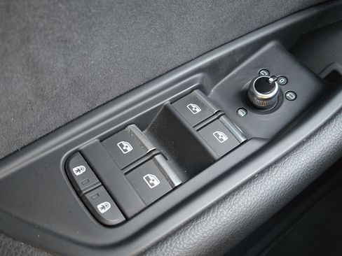 Used 2023 Audi S5 Premium w/ Convenience Package image 31