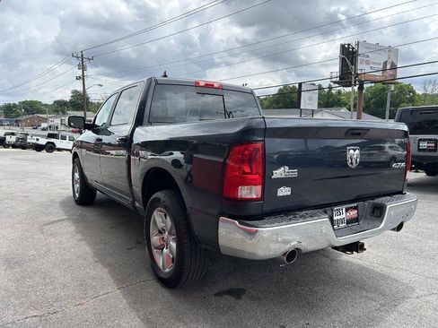 Used 2017 RAM 1500 Big Horn AWD/4WD image 3