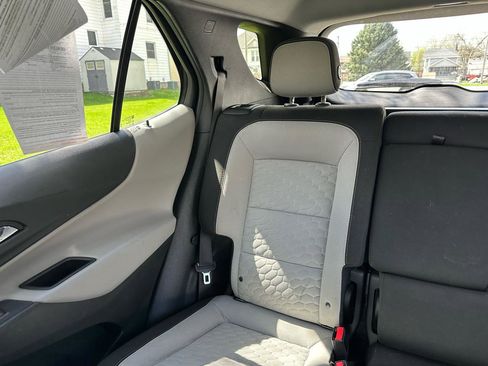 Used 2018 Chevrolet Equinox LT image 21