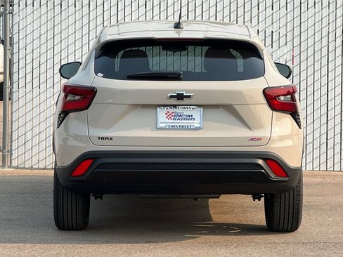 New 2026 Chevrolet Trax RS FWD image 5