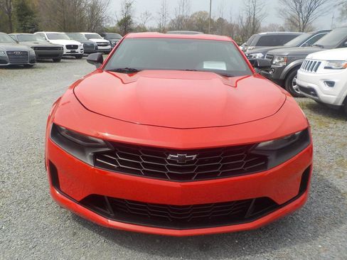 Used 2019 Chevrolet Camaro LT w/ Black Appearance Package image 8