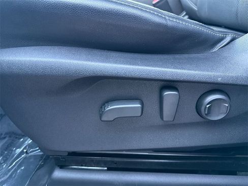 Used 2021 Subaru Ascent Touring image 14