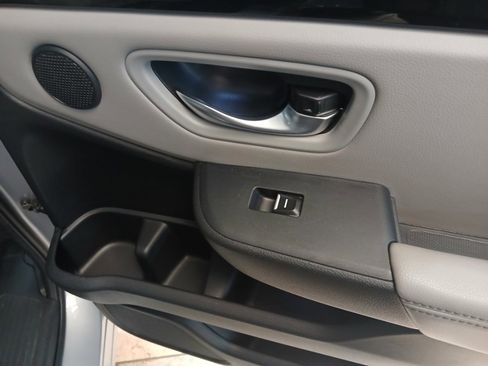 Used 2023 Honda Pilot Touring image 25