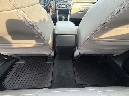 Used 2014 Subaru Forester 2.5i Limited AWD/4WD image 30