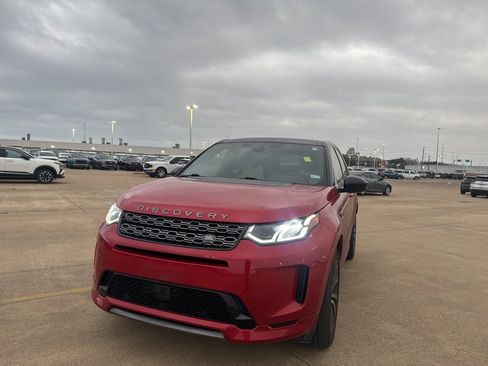 Used 2020 Land Rover Discovery Sport SE R-Dynamic image 5