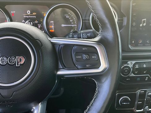 Used 2023 Jeep Wrangler Sahara w/ Cold Weather Group image 23