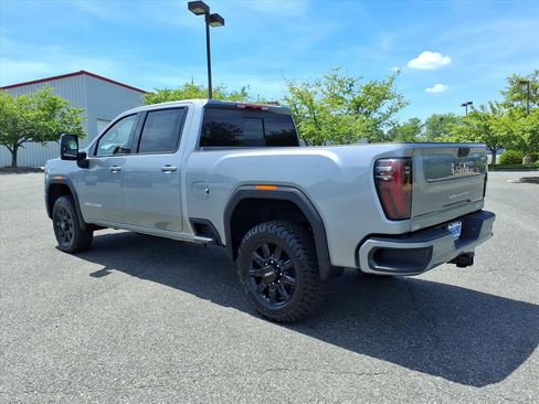 New 2026 GMC Sierra 2500 AT4 w/ AT4 Preferred Package AWD/4WD image 7