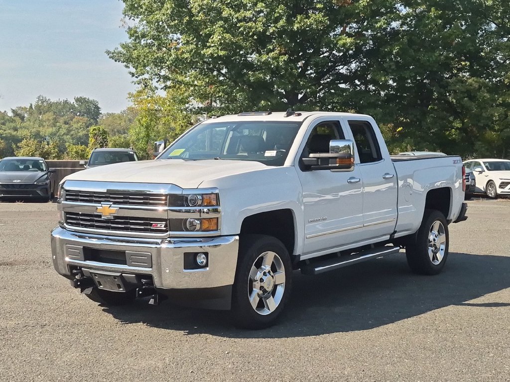 Used 2017 Chevrolet Silverado 2500 LTZ w/ Vortec Plus Package AWD/4WD image 7