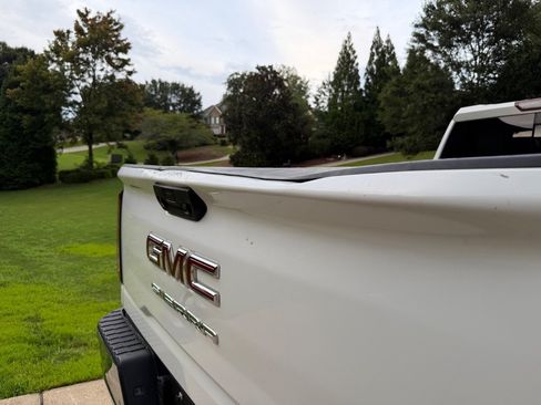 Used 2020 GMC Sierra 2500 SLE w/ SLE Convenience Package AWD/4WD image 25