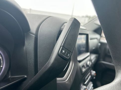 Used 2020 Chevrolet Silverado 1500 Custom w/ Custom Value Package image 18