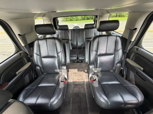Used 2008 GMC Yukon Denali AWD/4WD image 17