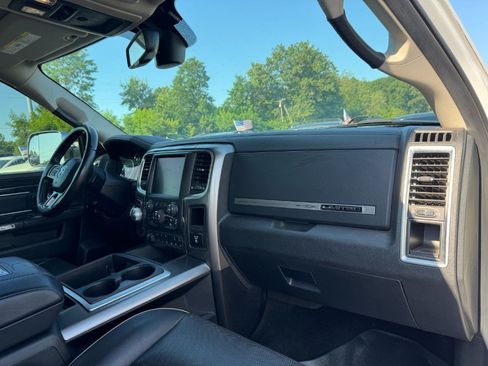 Used 2015 RAM 1500 Laramie Limited AWD/4WD image 19
